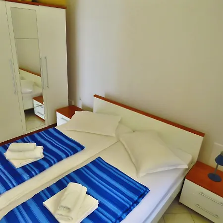 Filip Apartment *