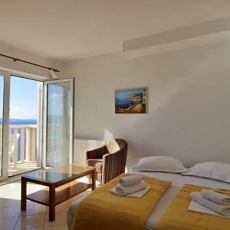 Filip Apartment *